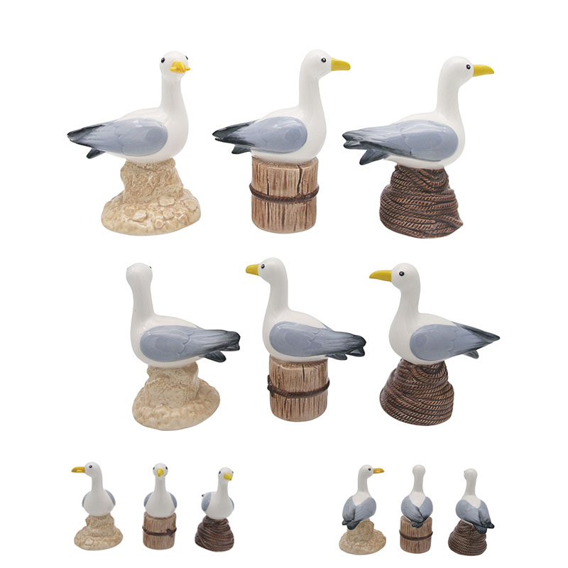 Seagull Figurine - About 10Cm - With Chip; Post; Rope 