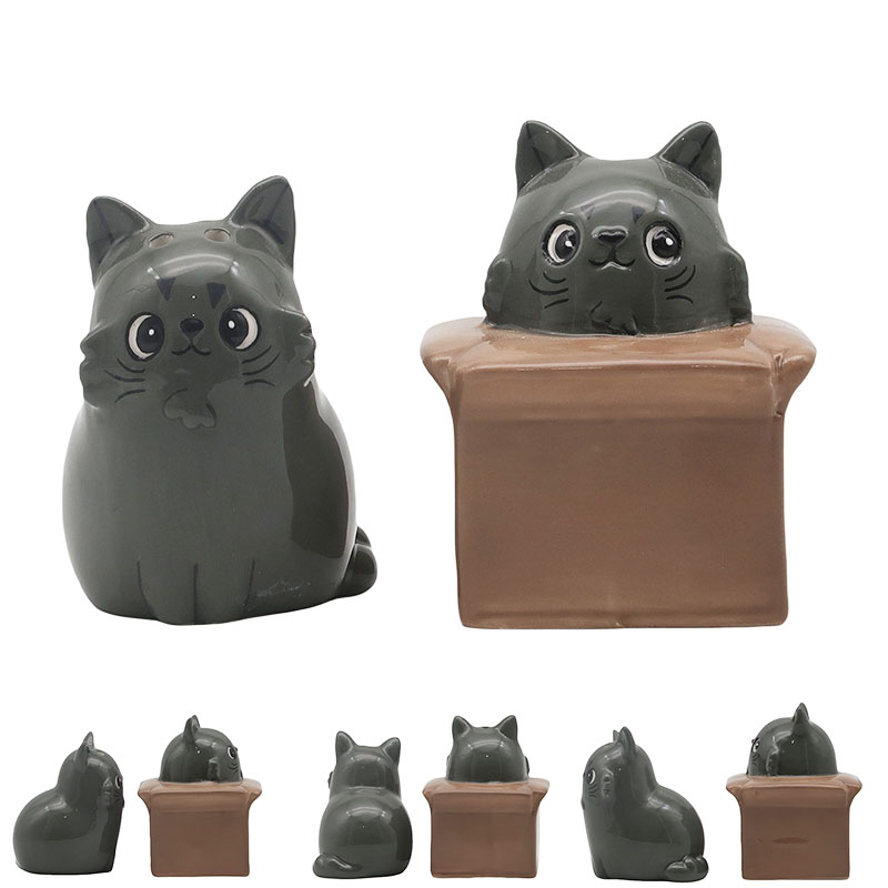 Pepper Cat Salt And Pepper Set (Sitting And In Box)