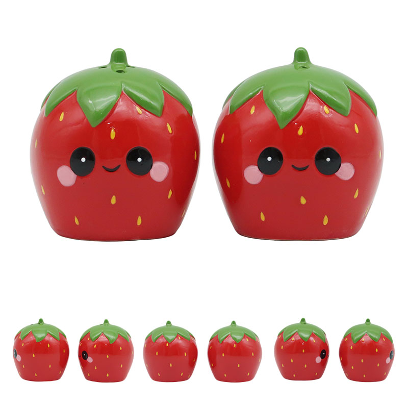 Foodiemals Ceramic Collection Strawberry Salt And Pepper Set